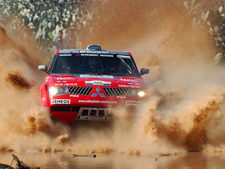 RALLIART GRENADE DAKAR RALLY JKT 三菱 Mitsubishi Motorsports goes diesel for 2009 Dakar Rally - Auto
