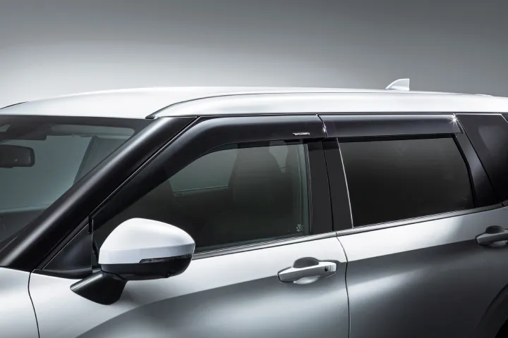 Side Window Deflectors - Tinted