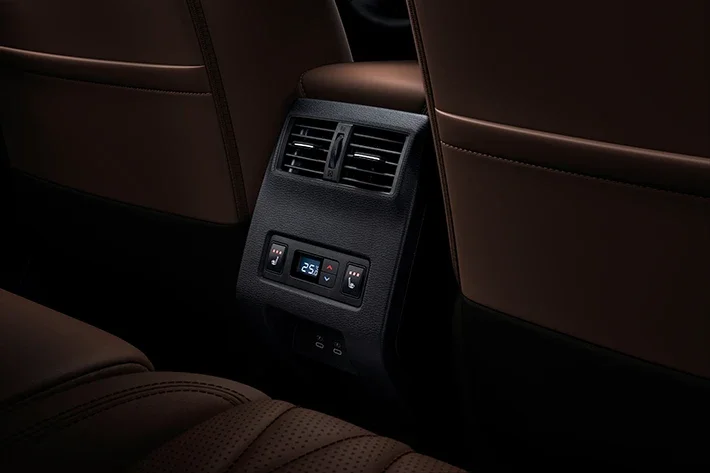 Available triple-zone climate control
