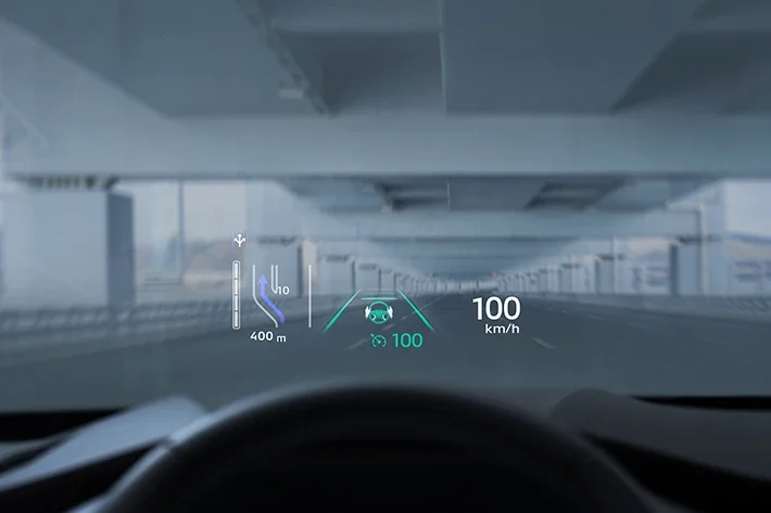 The Head Up Display in the Outlander
