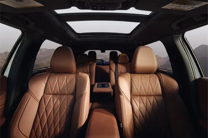 The interior of the Outlander GT Premium