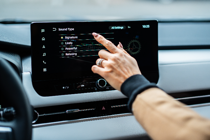 L’Outlander PHEV avec l’écran tactile de 12,3 pouces 